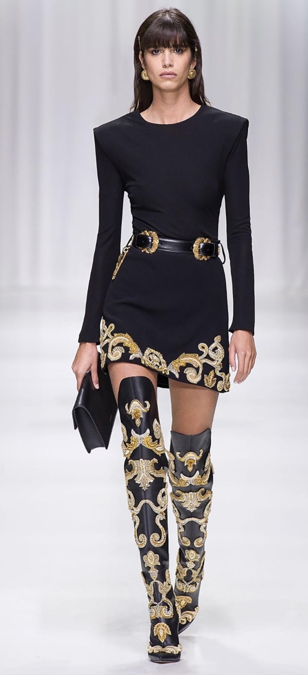 Bottes cuissardes - cuir noir motif orné doré – Image 2